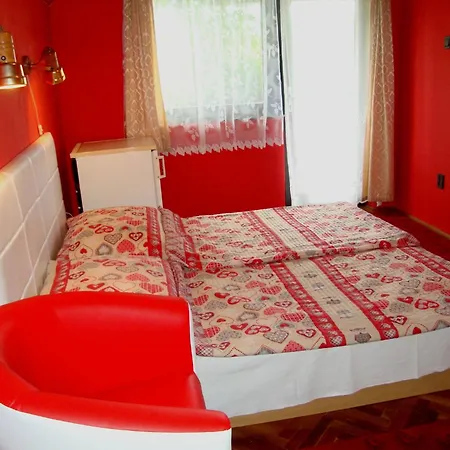 Vuca Medences, Klimatizalt Apartmanhaz * Balatonboglár