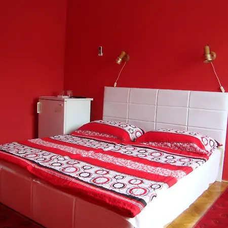 Vuca Medences, Klimatizalt Apartmanhaz 아파트